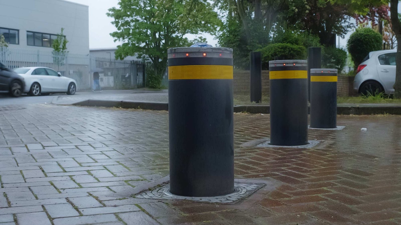 Commercial Bollards Wealmoor LG