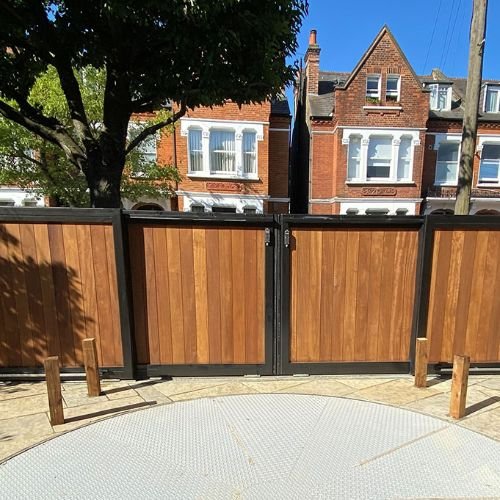 Ritherdon Road Telescopic Gate