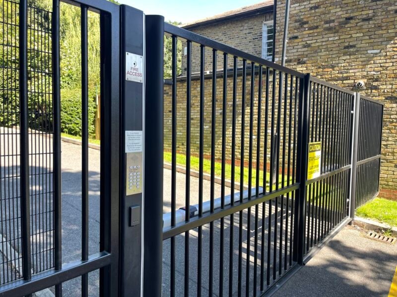 Electric Gate Manufacturers  X